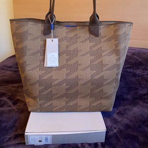 Rothy's Collector's Edition Dark Camel Houndstooth Lightweight Tote